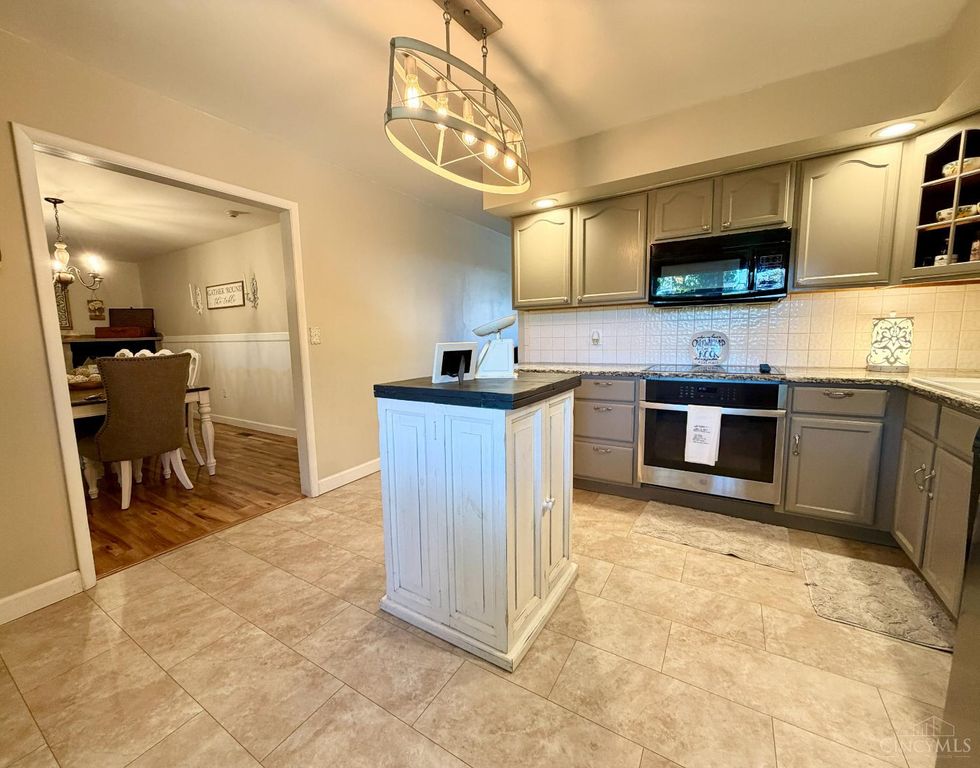 128 Stadia, Franklin, OH 45005