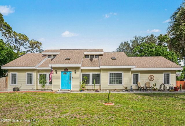 757 Penguin Avenue NE, Palm Bay, FL 32907