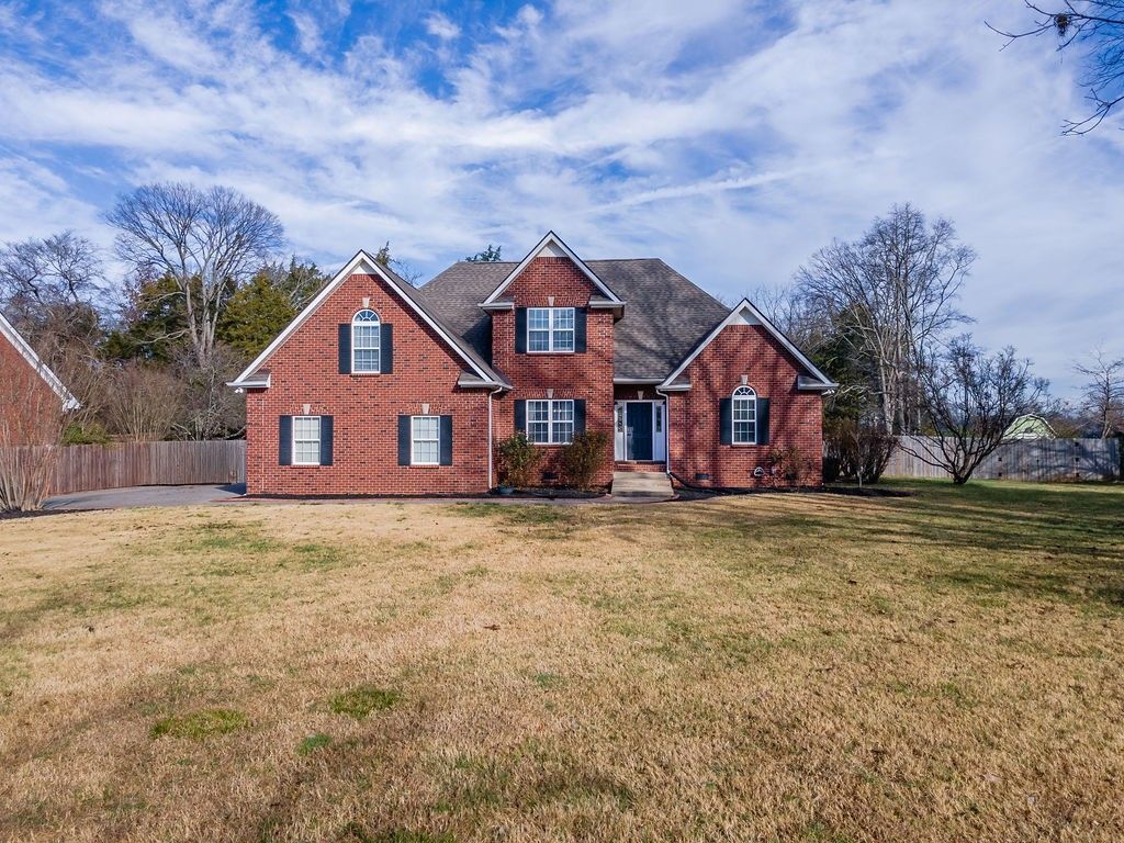 6502 Franklin Rd, Murfreesboro, TN 37128