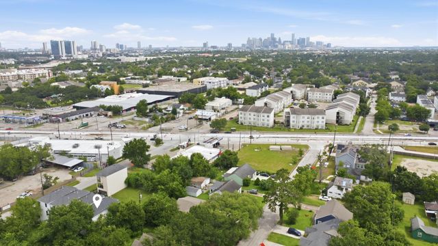 6617 Del Rio Street D, Houston, TX 77021