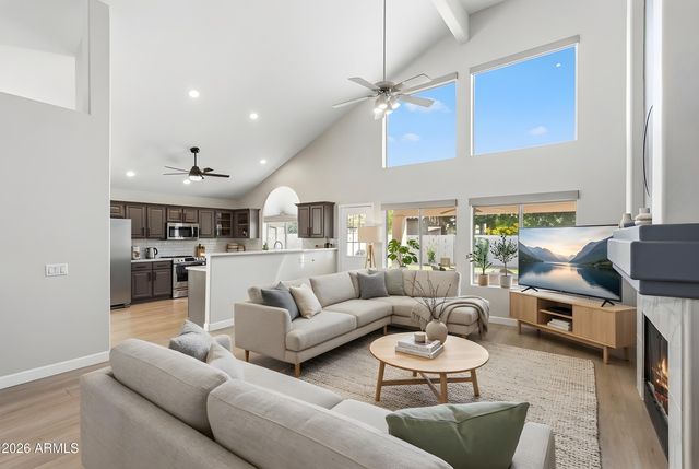 5321 W LINDA Lane, Chandler, AZ 85226