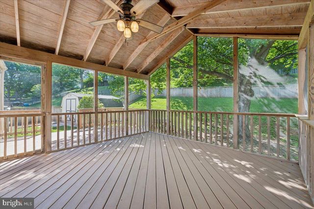 6396 DEVONSHIRE LN, Frederick, MD 21703