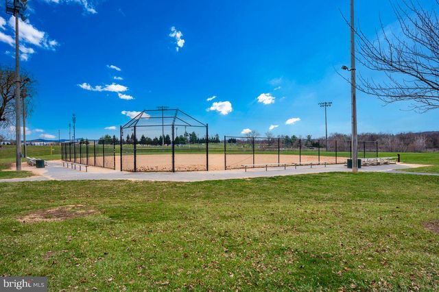 6396 DEVONSHIRE LN, Frederick, MD 21703