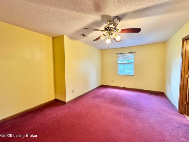 406 College View Dr, Elizabethtown, KY 42701