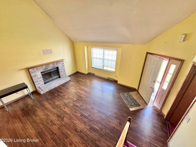 406 College View Dr, Elizabethtown, KY 42701