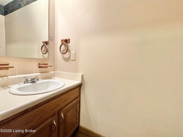 406 College View Dr, Elizabethtown, KY 42701