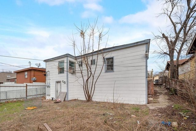 1915 Alaska Avenue, Dallas, TX 75216