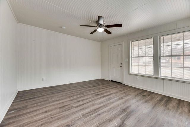 1915 Alaska Avenue, Dallas, TX 75216