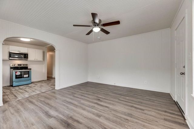 1915 Alaska Avenue, Dallas, TX 75216