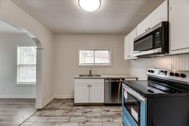 1915 Alaska Avenue, Dallas, TX 75216