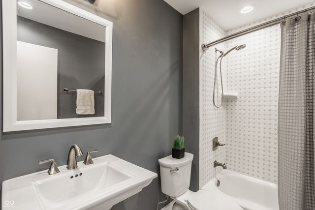 430 N Park Avenue N 412, Indianapolis, IN 46202