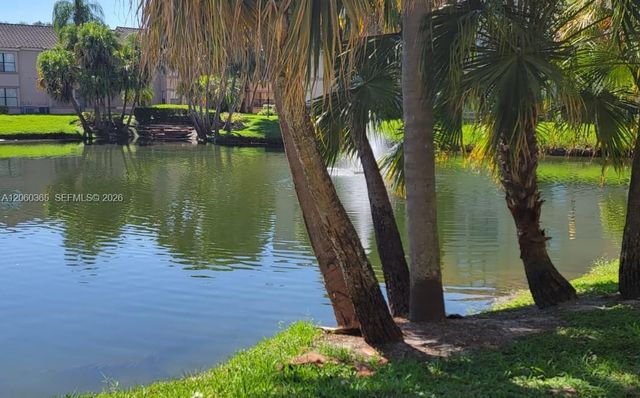 2926 S University Dr 6102, Davie, FL 33328