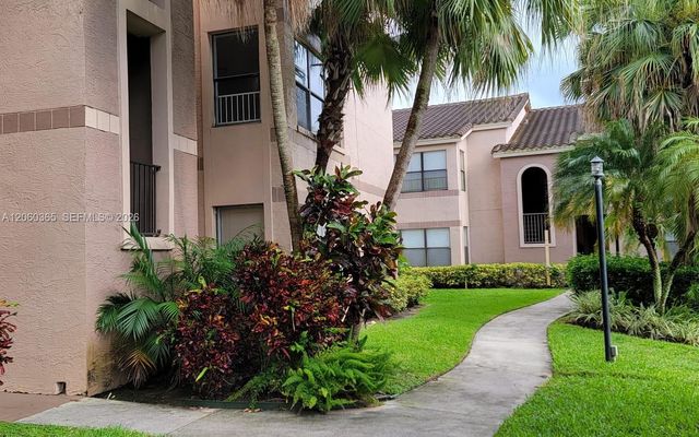 2926 S University Dr 6102, Davie, FL 33328