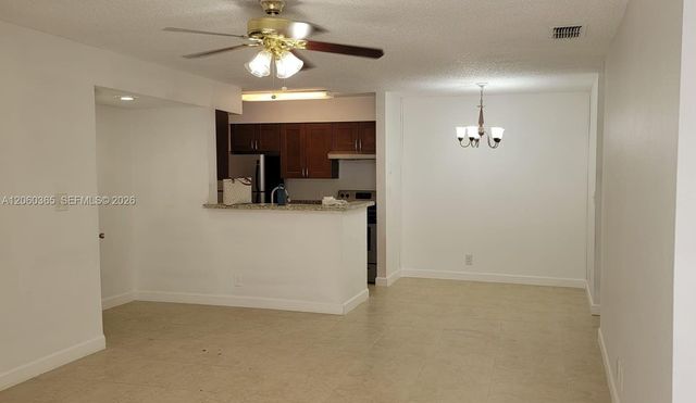 2926 S University Dr 6102, Davie, FL 33328