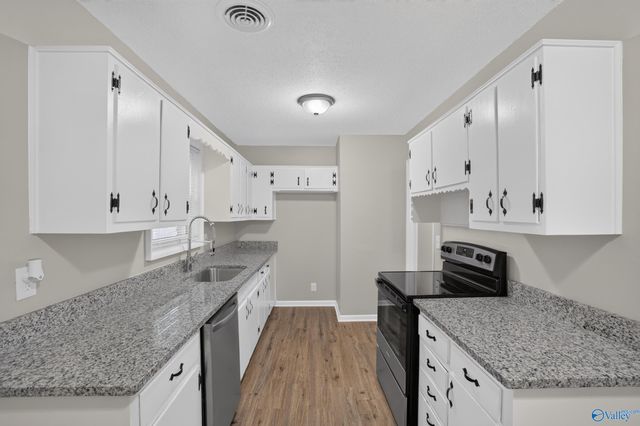 3021 Shadow Lawn Drive, Huntsville, AL 35810