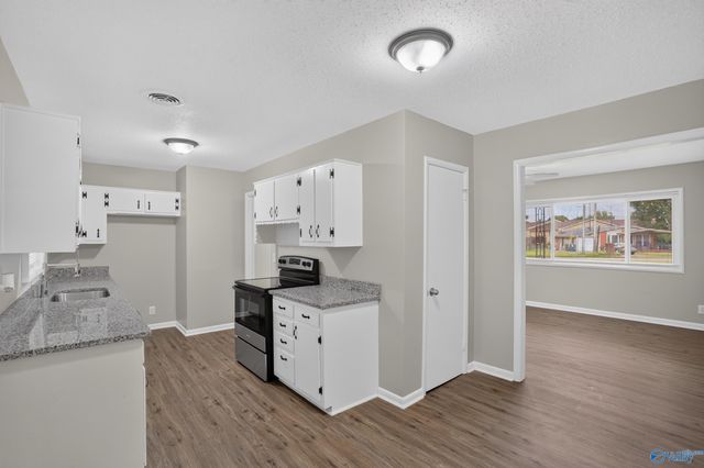 3021 Shadow Lawn Drive, Huntsville, AL 35810