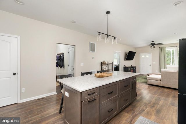 412 MILE RIDGE EST, Strasburg, VA 22641