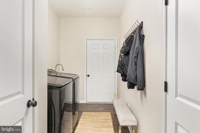 412 MILE RIDGE EST, Strasburg, VA 22641