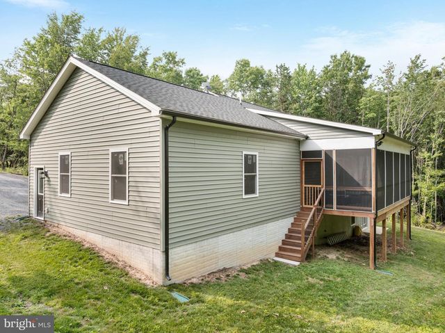 412 MILE RIDGE EST, Strasburg, VA 22641