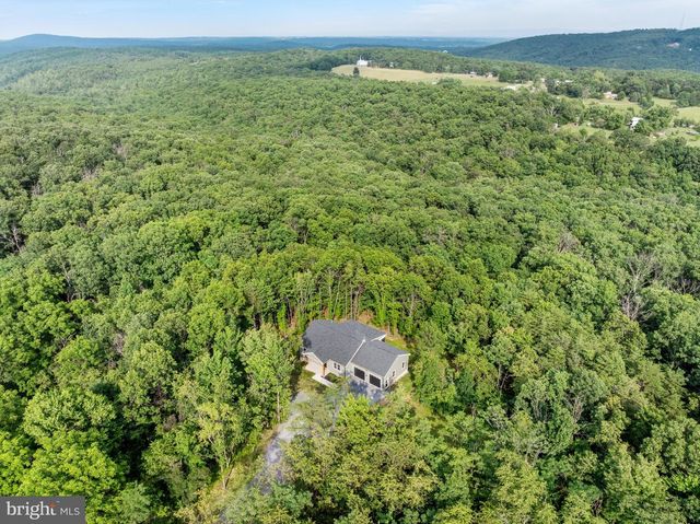 412 MILE RIDGE EST, Strasburg, VA 22641