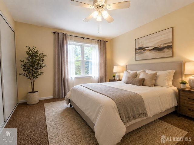 10 Lake Avenue 5A, East Brunswick, NJ 08816