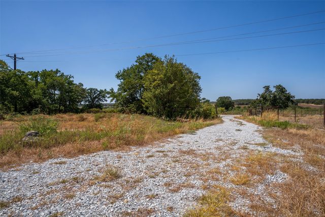1714 County Road 1886, Sunset, TX 76270