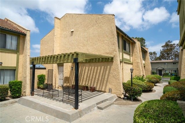 7531 Knott Avenue, Buena Park, CA 90620