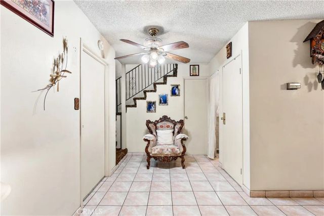 15352 Downey, Paramount, CA 90723