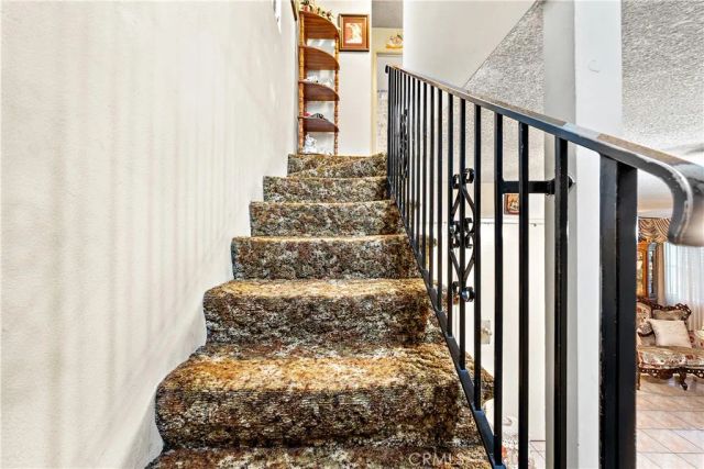 15352 Downey, Paramount, CA 90723