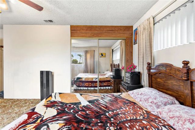 15352 Downey, Paramount, CA 90723