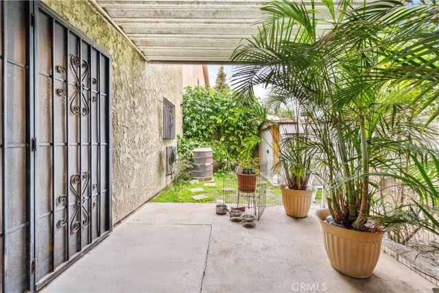 15352 Downey, Paramount, CA 90723