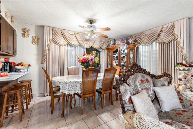 15352 Downey, Paramount, CA 90723