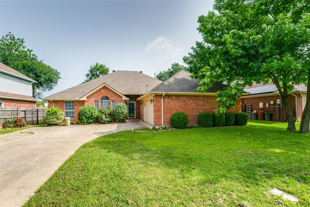 531 Beasley Drive, Lewisville, TX 75057
