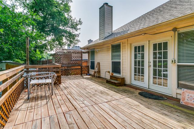 531 Beasley Drive, Lewisville, TX 75057