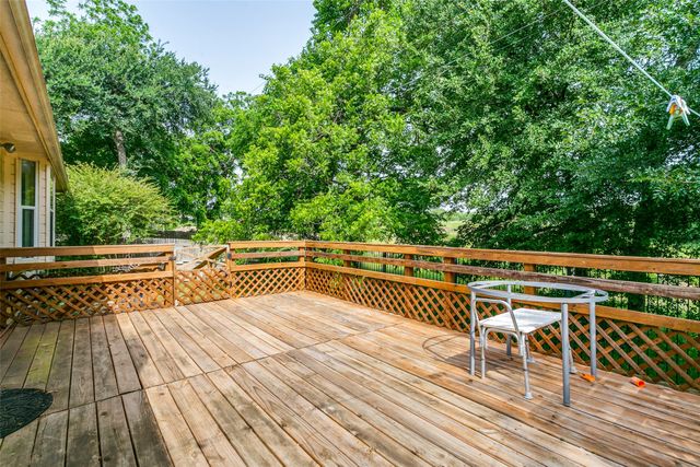 531 Beasley Drive, Lewisville, TX 75057