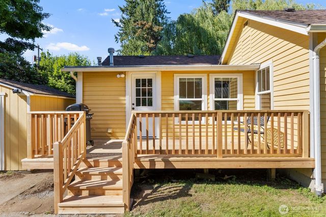 33917 SE 43rd Street, Fall City, WA 98024