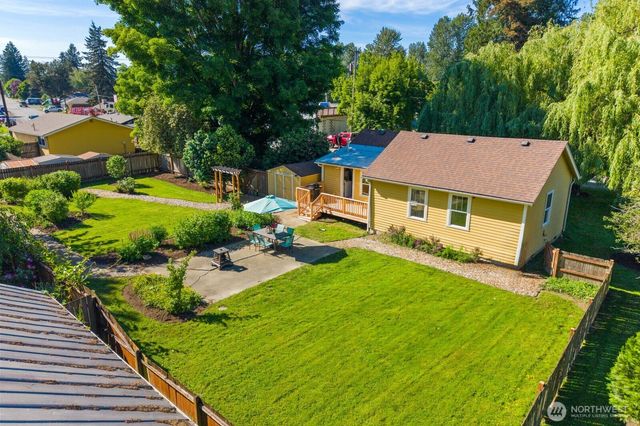 33917 SE 43rd Street, Fall City, WA 98024