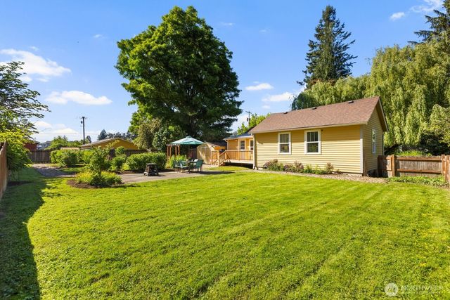 33917 SE 43rd Street, Fall City, WA 98024