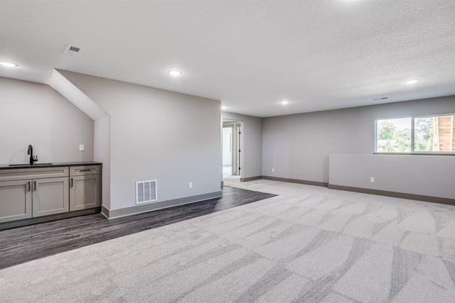 5469 N St. Paul St., Wichita, KS 67204