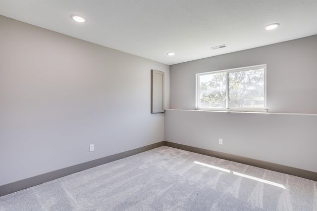 5469 N St. Paul St., Wichita, KS 67204