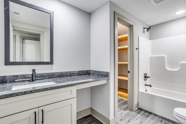 5469 N St. Paul St., Wichita, KS 67204