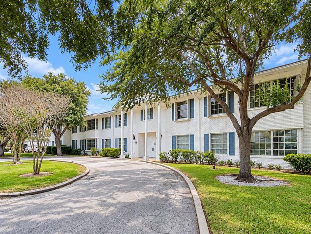 2171 NE 66th Street 828, Fort Lauderdale, FL 33308