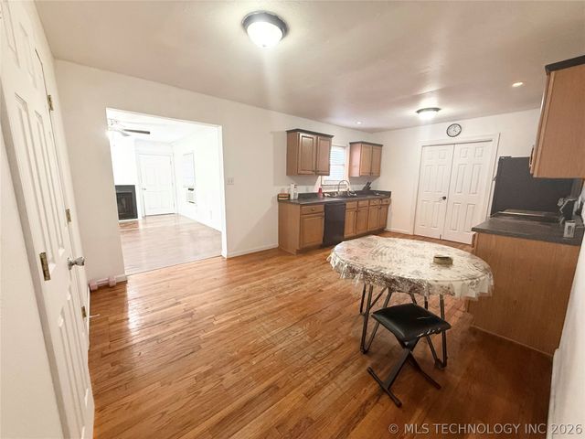 1937 S Old Hwy 69, Mcalester, OK 74501