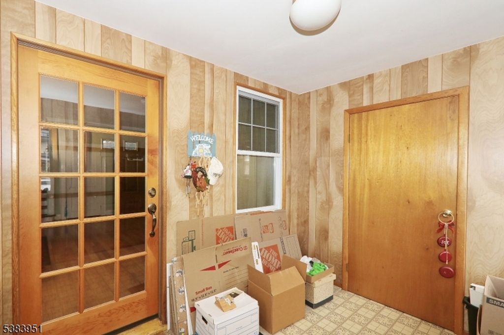 728 30Wyoming Ave, Elizabeth City, NJ 07208 — photo 3