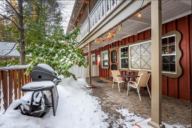 27992 Rainbow Drive, Lake Arrowhead, CA 92352