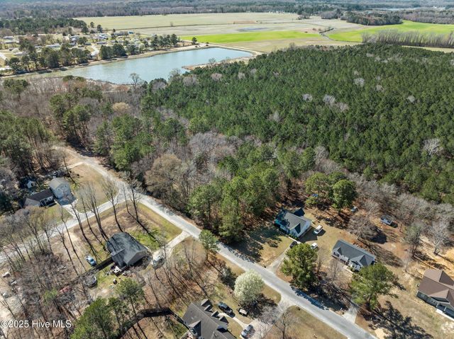 627 Massanutten Road, Greenville, NC 27834