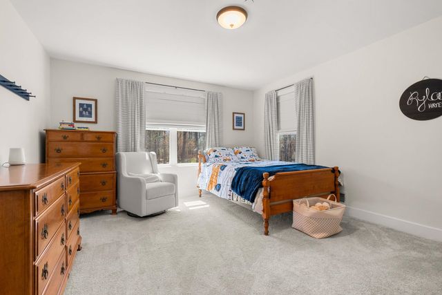4 Overlook Drive, Epping, NH 03042