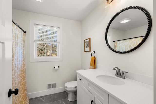 4 Overlook Drive, Epping, NH 03042
