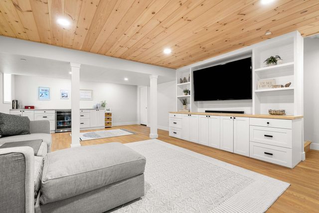 4 Overlook Drive, Epping, NH 03042