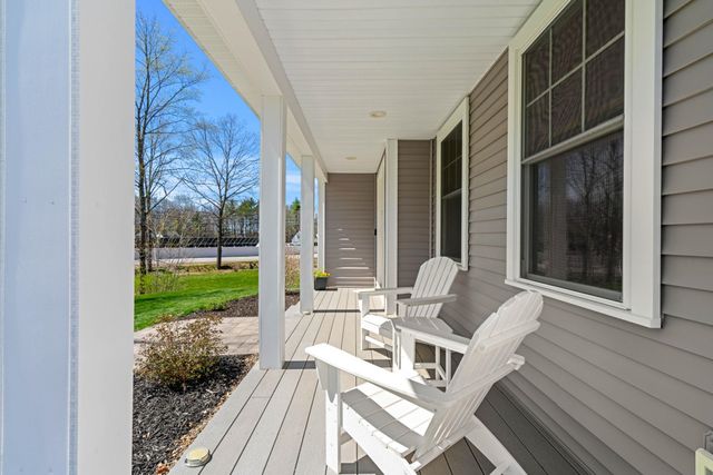4 Overlook Drive, Epping, NH 03042